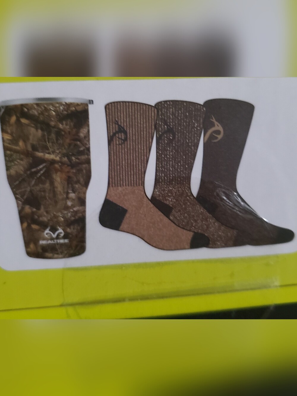 REALTREE BNIB Stainless Steel Tumbler & Full  Cushion Boot Sock Set